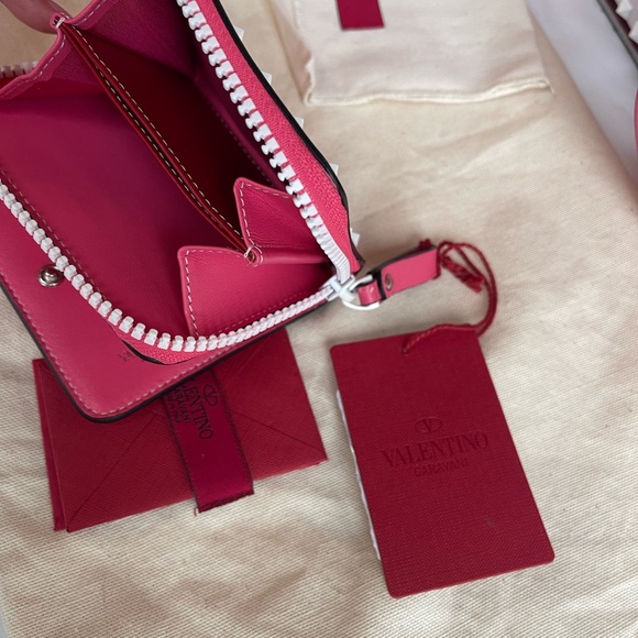 $3250 Set of 2 Valentino Garavani bag and wallet new with tag and dust bags - Picture 14 of 17